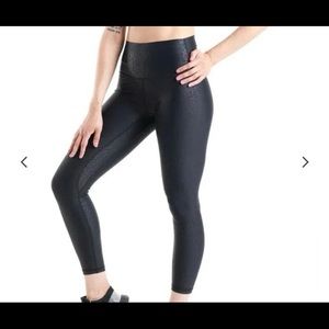 SOLD Strong Physiquez Leggings